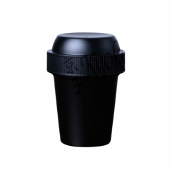 18-561 : Matcha Shaker, Lack, Tiefschwarz