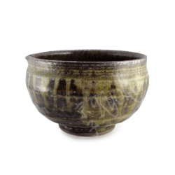 61-702 : Matchaschale mit Gießer, Bizen Style